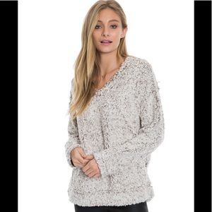 NWT! Dylan/True Grit Fuzzy V-Neck Pullover